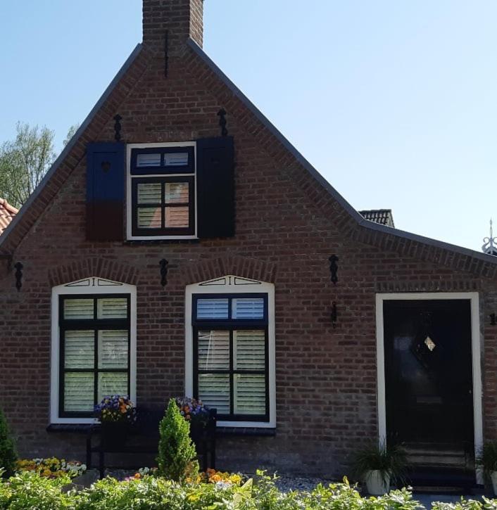 Waddenfestijn Villa Paesens Exterior foto
